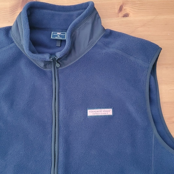 Vineyard Vines Other - Vinyard Vines vest